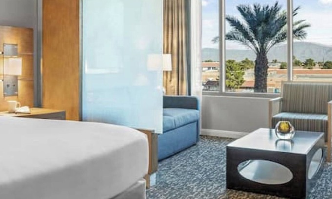 Las Vegas Condo | Wyndham Desert Blue Luxurious Studio with Kitchenette