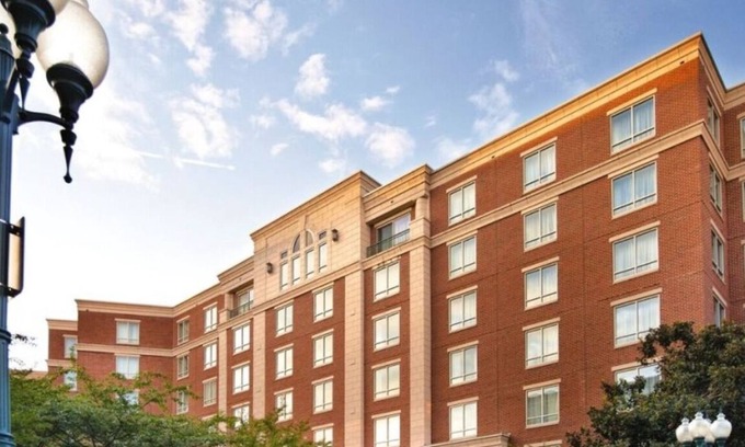 Old Town Alexandria Condo | Wyndham Old Town Alexandria 2 bedroom deluxe