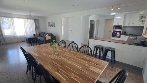 Wynnum Villa | Wynnum Creek Retreat