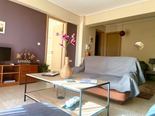 Mesolongi Apartment | Xrysa's Garden