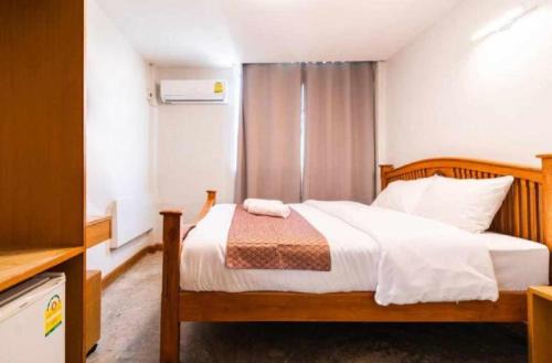 Chana Songkhram Apartment | XX GO INN Khaosan - Khaosan Road โกอินน์ ตรอกข้าวสาร