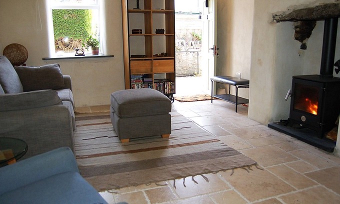 Tywyn Cottage | Y Bwthyn Bach Cute Stone Cottage in Tywyn