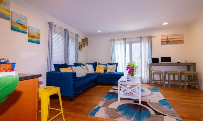 Freeport House | Yachtsman Cove Water Front 3 Bedrooms House Features 3 Levels Living Space in Freeport NY