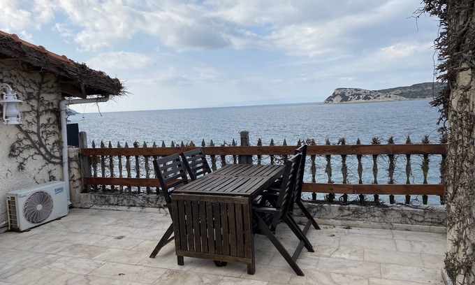 Karaburun Hotel | Yali Butik Pansiyon