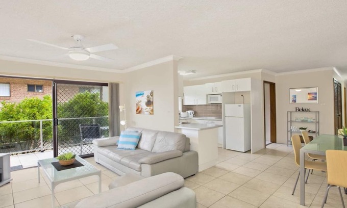 Terrigal Apartment | YARRARA #6 | Short walk to beach, shops, cafes | Accom Holidays