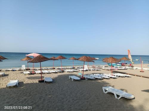 Buyukcekmece Apartment | YAZ-KIŞ, SAHİLDE, SİTEDE, KONFOR, MANZARALI, KLİMALI Daire