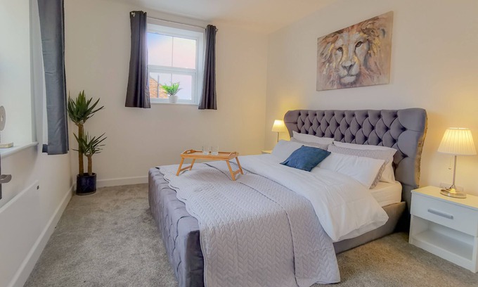 York Apartment | Ye olde windmill apartment freeparking