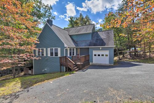McGaheysville House | Year-Round Getaway Less Than 1 Mi to Skiing and Waterpark!