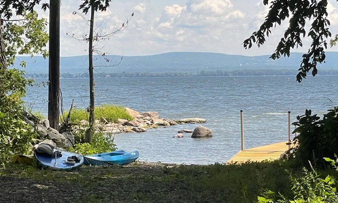 North Hero House | Year round Lake Front home with views from every room