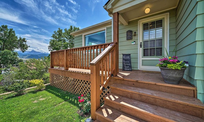 Livingston House | Yellowstone Country Family Home w/View & Hot Tub