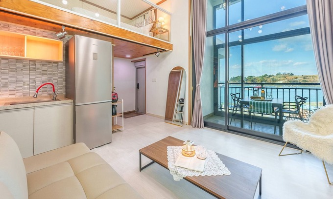 Kamdo House | Yeosu Porrr Ocean View Pension