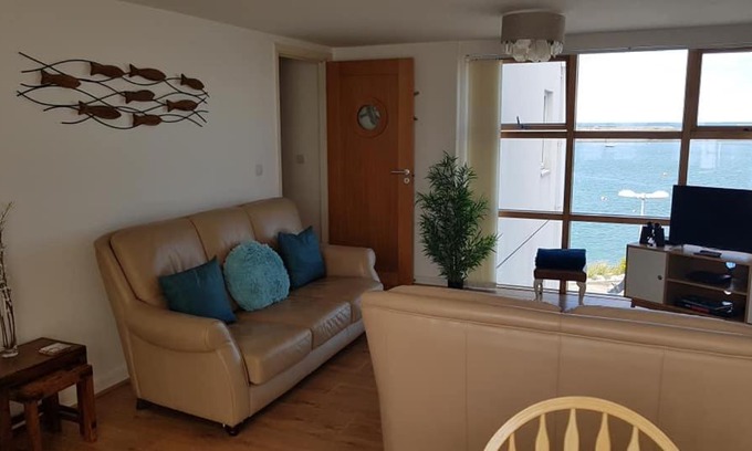 Holyhead Apartment | Ynys Lawd, Holyhead Marina