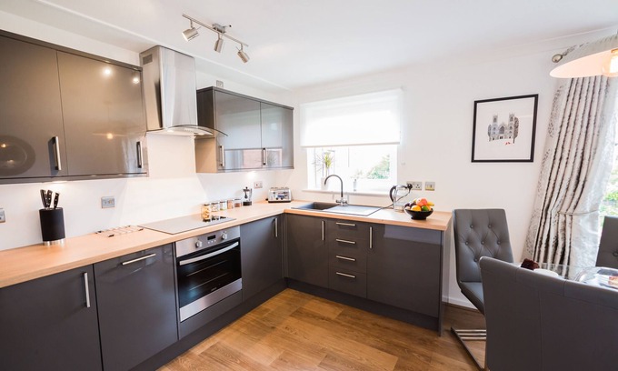 York Apartment | York City Centre Luxurious Apartment with FREE ONSITE PARKING!