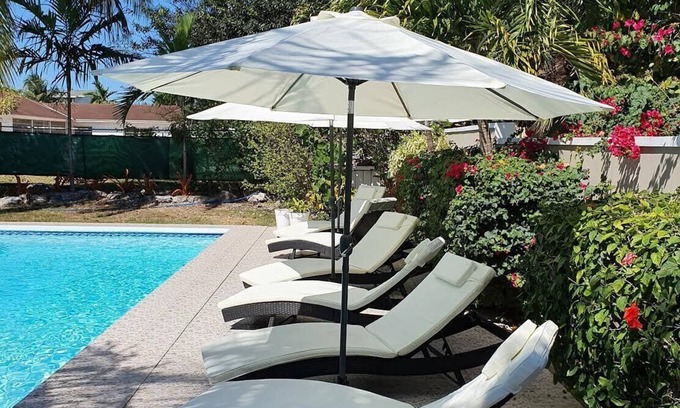 Westward Villas Subdivision House | Yorkshire Place. Prefect location in Cable Beach