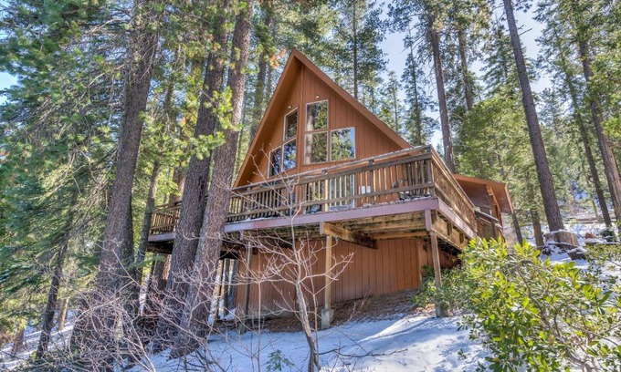 Yosemite West House | Yosemite Vista
