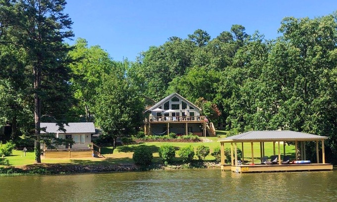 Mid America House | You've Found it! nBest Cove on Lake Hamilton!