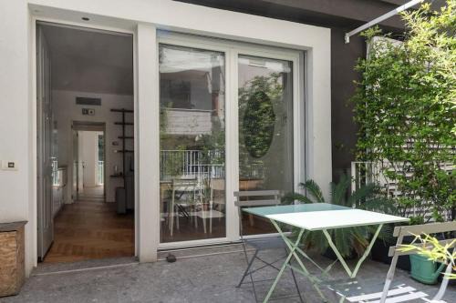 Central Station Apartment | Youhosty - Doria24