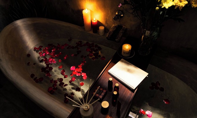 Kathaluwa Villa | Younger Villa - Luxury Boutique Home Fiber Wi-Fi & Kitchen