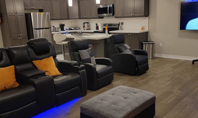Niagara Falls House | YOUR HOME AWAY FROM HOME! WELCOME TO NIAGARA FALLS!