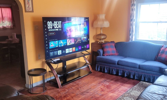 Aliquippa House | Your home away from home