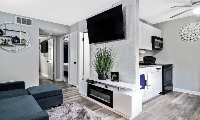 Norfolk Apartment | Your Home Away from Home