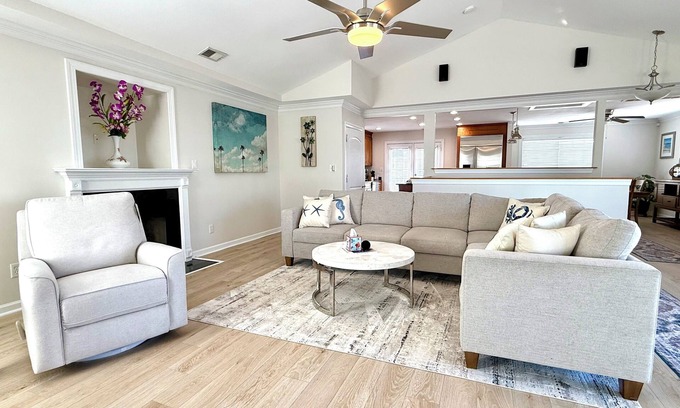 Northeast Virginia Beach House | Your Perfect Beach Getaway! Gorgeous and spacious home perfect for a group!