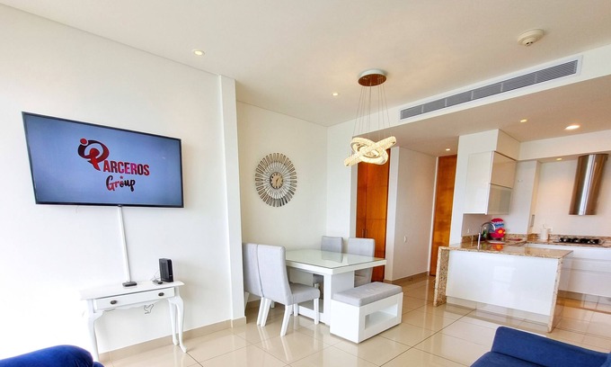 Bocagrande Apartment | Your Perfect Getaway! Daily Rental in Apartment H2 2305 Seafront