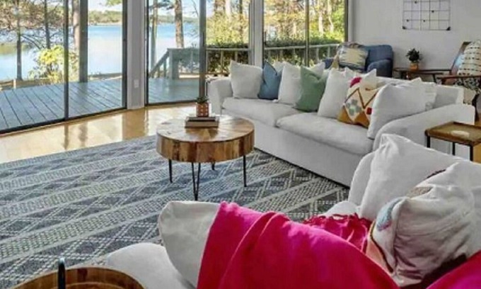 Nacogdoches House | Your Private Lakefront Retreat