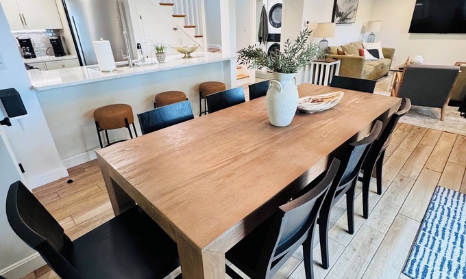 West Barnstable House | Your Private Lakeside Escape- NEW! LINENS INCLUDED!