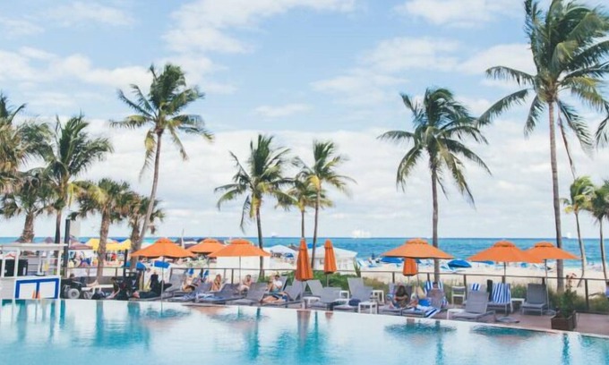 Central Beach Resort | Your Relaxing Getaway Awaits! 2 Comfortable Units, Ocean View, Onsite Pool!