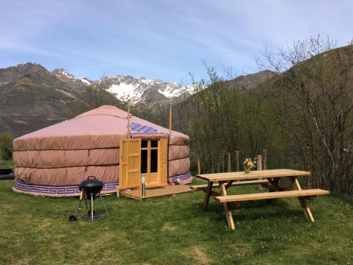 Gedre Other | Yourtes Mongoles Gavarnie