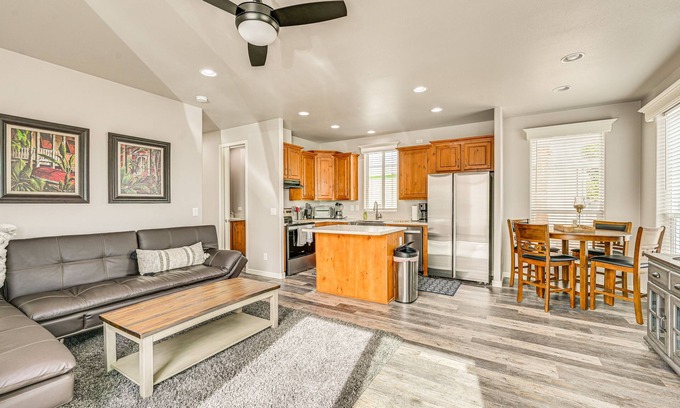 Yuma House | Yuma Home w/Fire Pit & Outdoor Community Pool!