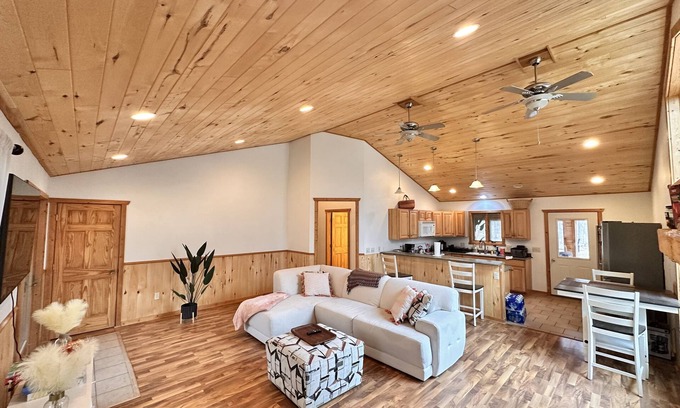 Mikana Cabin | Zen Retreat