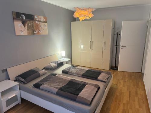 Weststadt Apartment | Zentrale 3 Zimmerwohnung mit kostenlosem Stellplatz