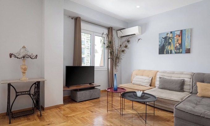 Mets Apartment | Zeus Grand Apartment, by Olympian Zeus Apartments, Olympian Zeus Apartments