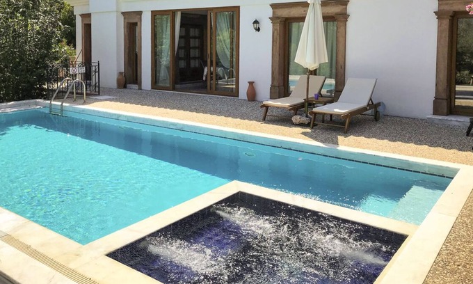 Marmaris Villa | Zeytin Evi - Three Bedroom Villa, Sleeps 6