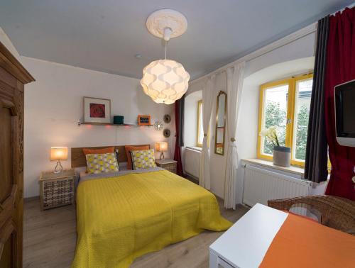 Traunstein Apartment | Zimmervermietung am Stadtplatz/BHF 8 min/A8