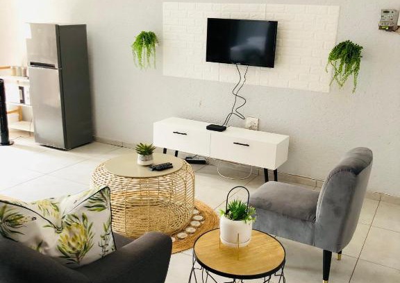 Lebowakgomo Apartment | Zinathi Lodge