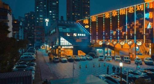 Central Business District Hotel | ZMAX Hotels Shenzhen Lianhuacun Metro Station
