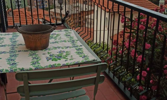 Levanto Apartment | Zona residenziale lontano dalla "pazza folla" però vicino al mare ed al centro