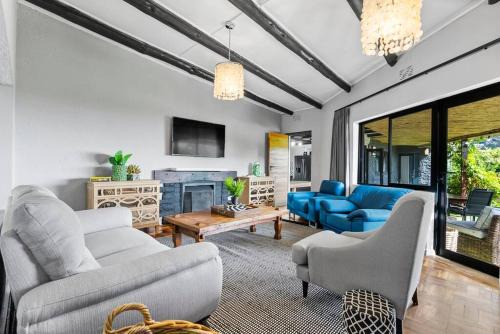 Scott Estate House | Zuri's Cottage Houtbay