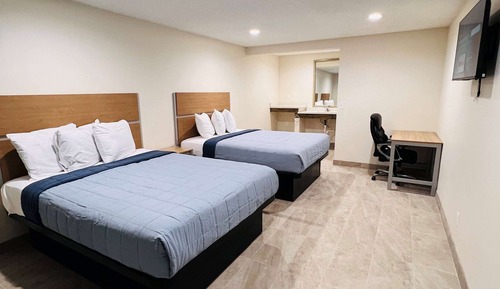 Room, 2 Queen Beds, Non Smoking