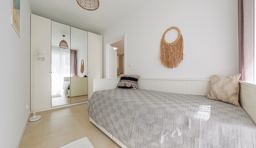Apartment (10)