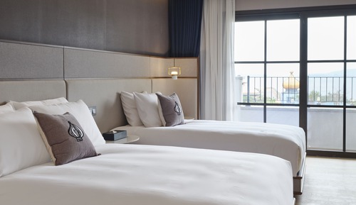 [Room Only] Premier Suite B type