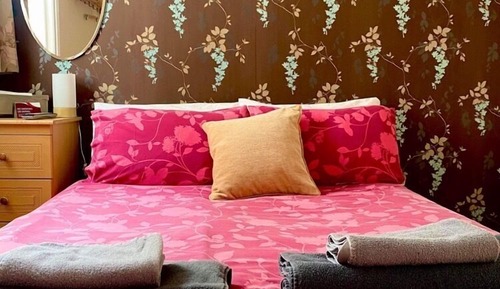 Double Room (Room 8)