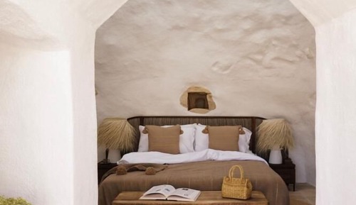 Traditional Studio Suite, 1 Queen Bed