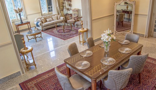 Royal Suite