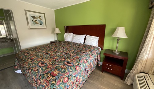 Standard Single Room, Smoking