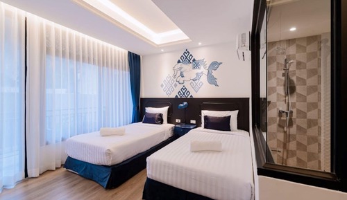 Standard Twin Room