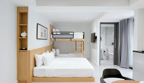 Quadruple with Balcony A